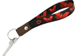 Beidseitig bedrucktes eco-Lanyard aus waschbarem Papier mit hochwertigem Sublimationsmotiv. AMGS Group.