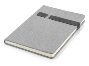 Carnet HOLDI A5 avec couverture effet lin, personnalisable avec logo.